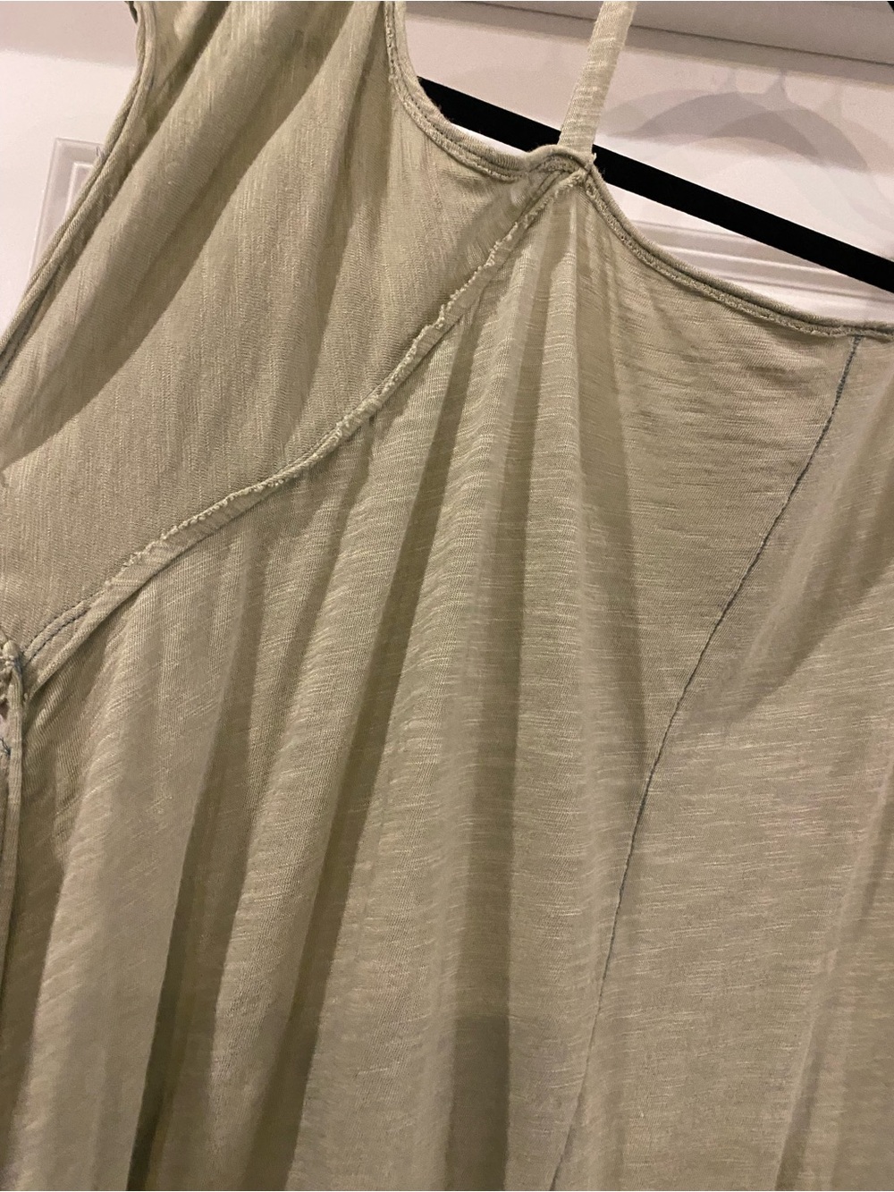 We the free light Olive Green Short Sleeve top - Picture 6 of 9